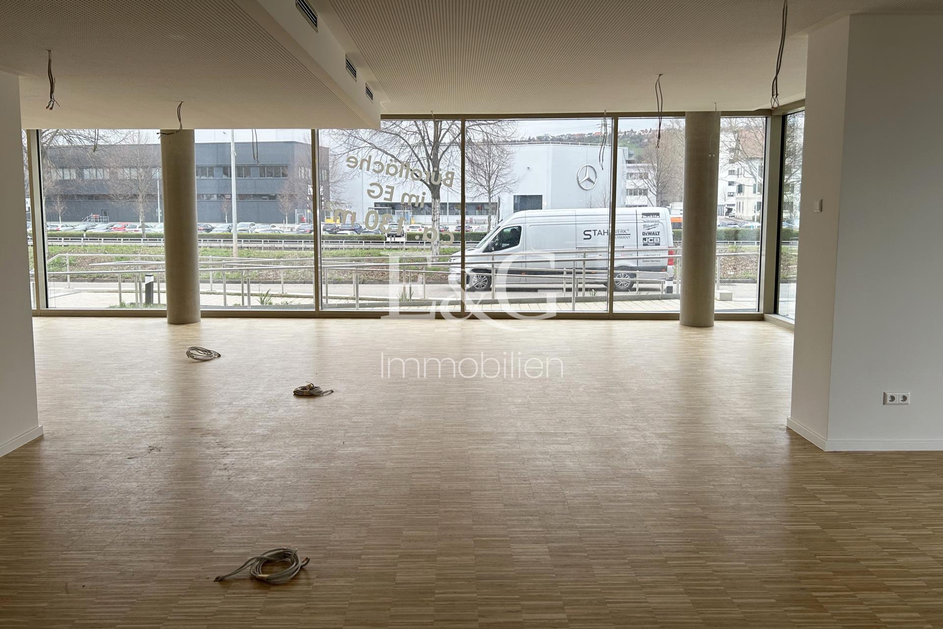 Büro EG