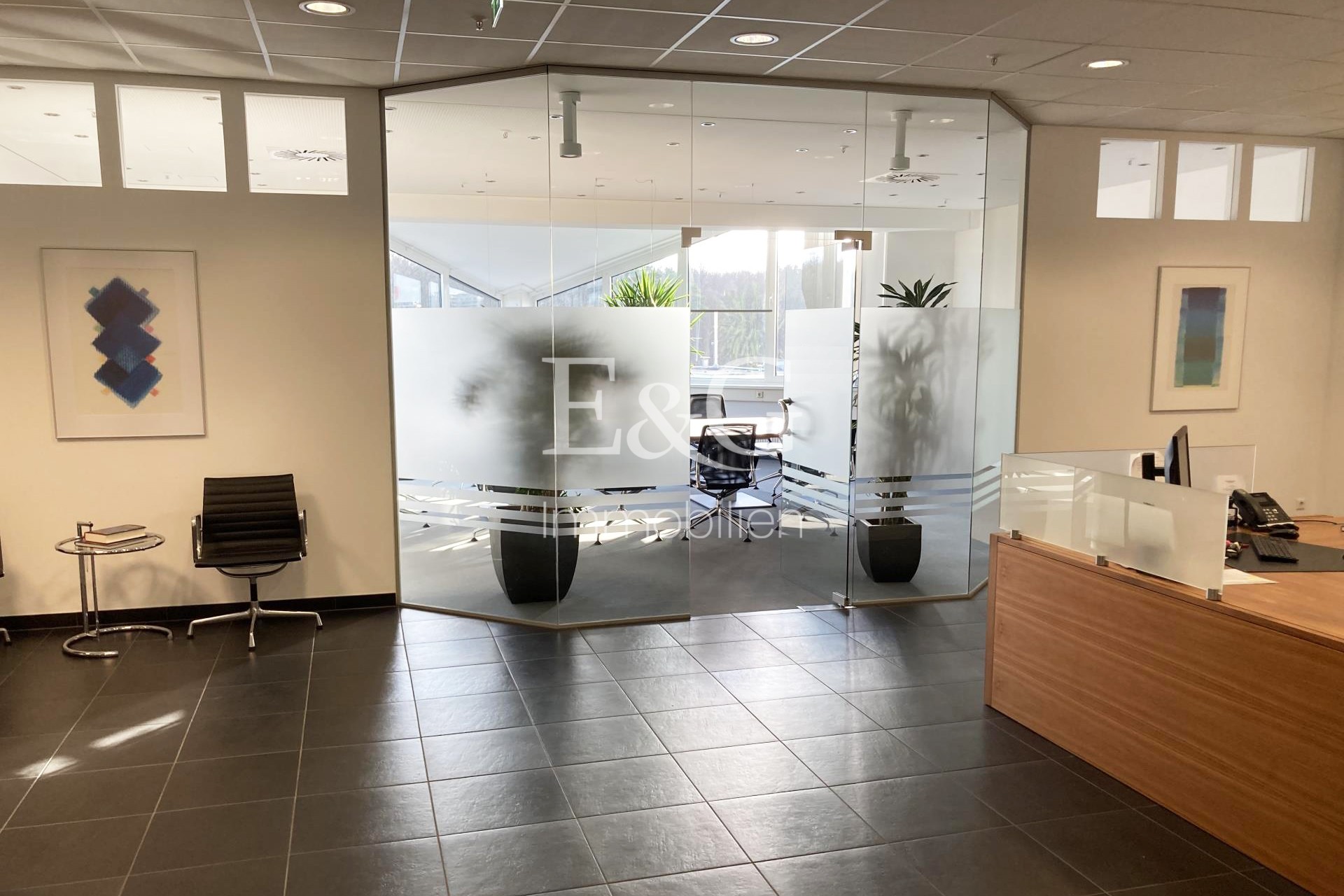 Eingang Büro